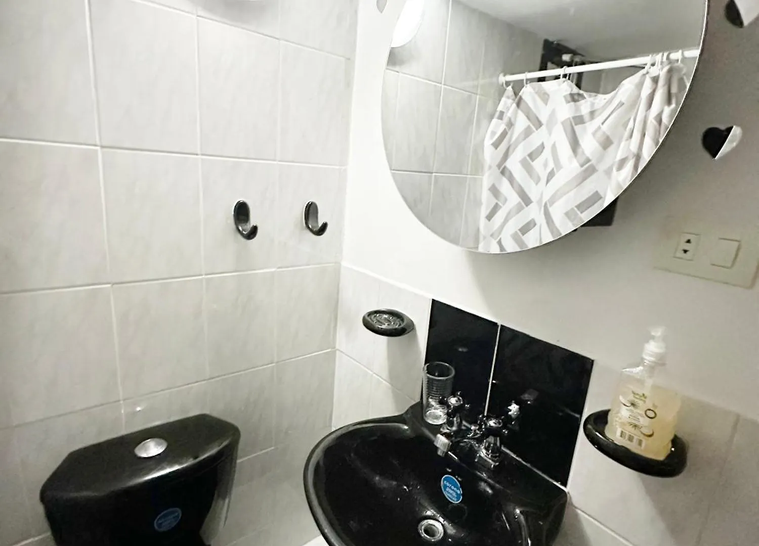 11 Bedroom-2 Floors Apartment Jacuzzi & Rooftop Pool At Poblado Medellin 0*,